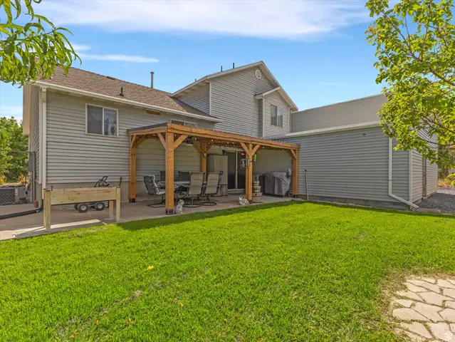 1422 W Quail Ridge Rd, Riverton, UT 84065 - #2