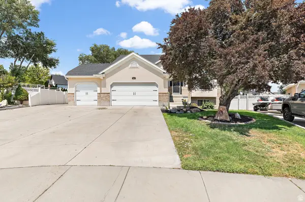 3532 W Winding Creek Cv W, Riverton, UT 84065
