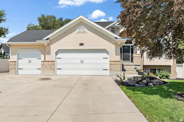 3532 W Winding Creek Cv W, Riverton, UT 84065 - #3