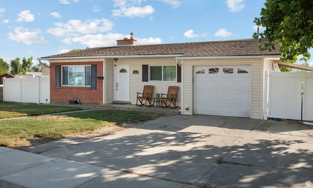 160 Maple Ln, Pleasant Grove, UT 84062 - #3