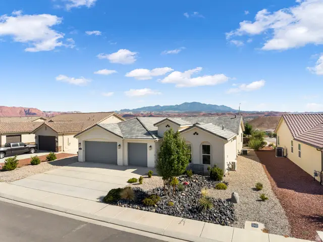 583 S Alserio Ln, Saint George, UT 84770 - #3