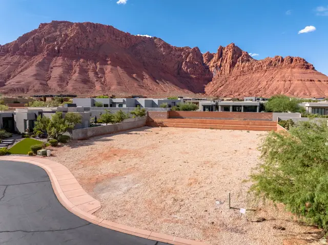 633 E Flint Rock Cir, Ivins, UT 84738 - #2
