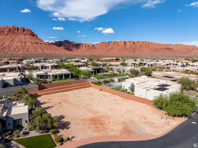 633 E Flint Rock Cir, Ivins, UT 84738 - #3