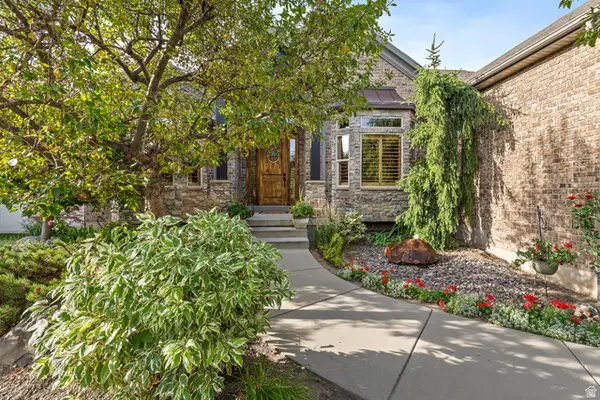 552 E Johns Way S, Sandy, UT 84070
