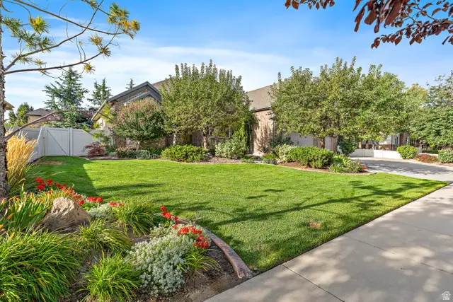 552 E Johns Way S, Sandy, UT 84070 - #2