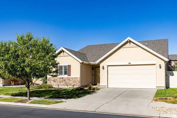 961 N Abbey Dr, North Salt Lake, UT 84054