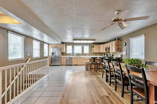 3577 E Rustic Spring Ln, Cottonwood Heights, UT 84121 - #1