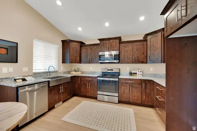 14296 S Wayfield Dr E, Draper, UT 84020 - #2