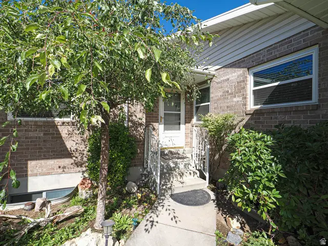 546 S 20 E, Orem, UT 84058 - #2