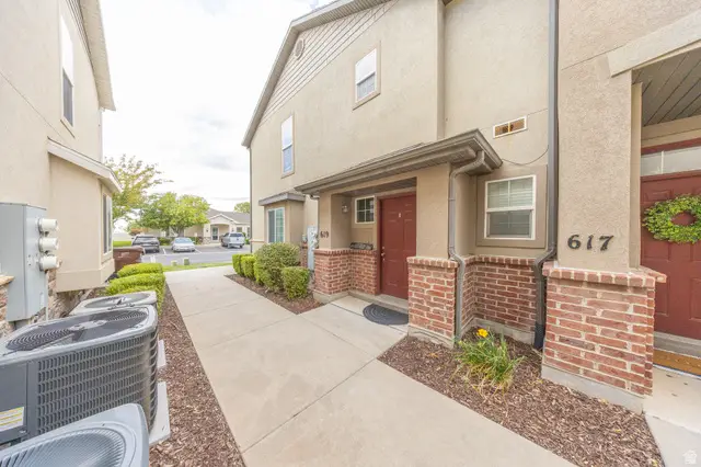 619 Canterbury Ln, North Salt Lake, UT 84054 - #2