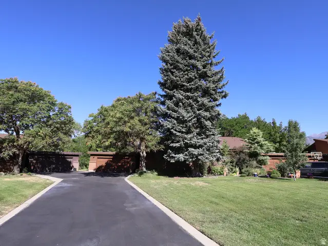 2755 N Edgewood Dr E, Provo, UT 84604 - #1