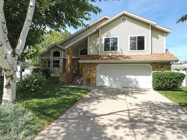 2195 E 10300 S, Sandy, UT 84092 - #1