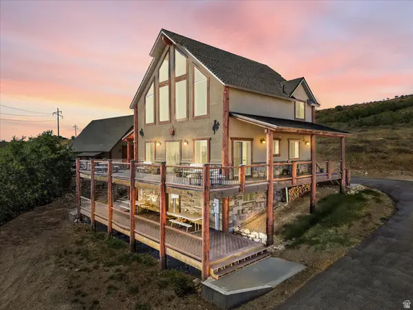 679 N Cambry Dr, Garden City, UT 84028
