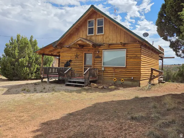 46245 W Elkhorn Dr S, Fruitland, UT 84027 - #1