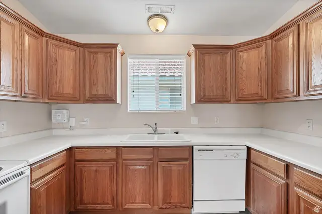 2050 W Canyon Dr #207, Saint George, UT 84770 - #2