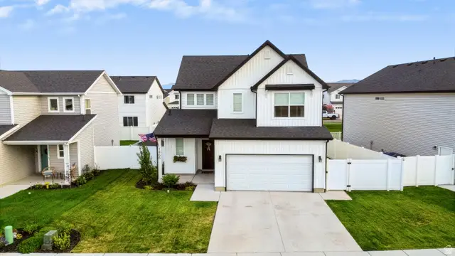 1466 W Creekside Dr, Logan, UT 84339 - #3