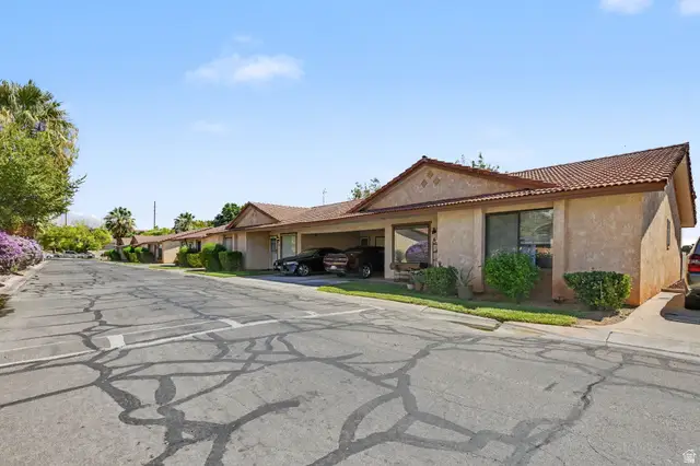 1075 N 1400 W #6, Saint George, UT 84770 - #2
