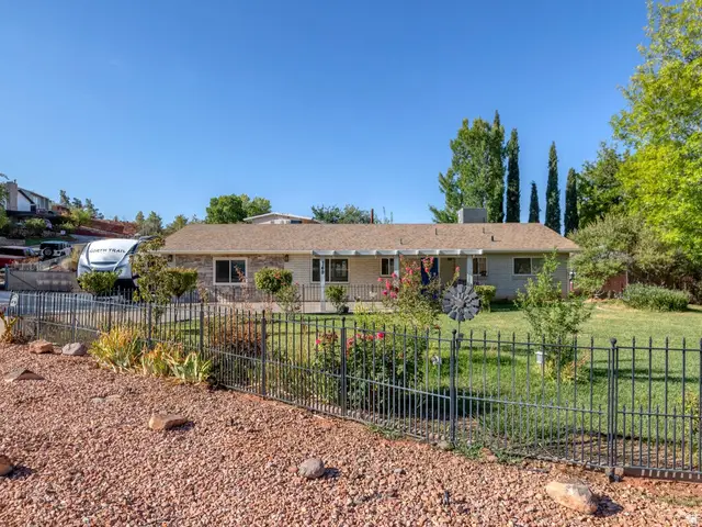 749 N Valley View Dr W, Saint George, UT 84770 - #1