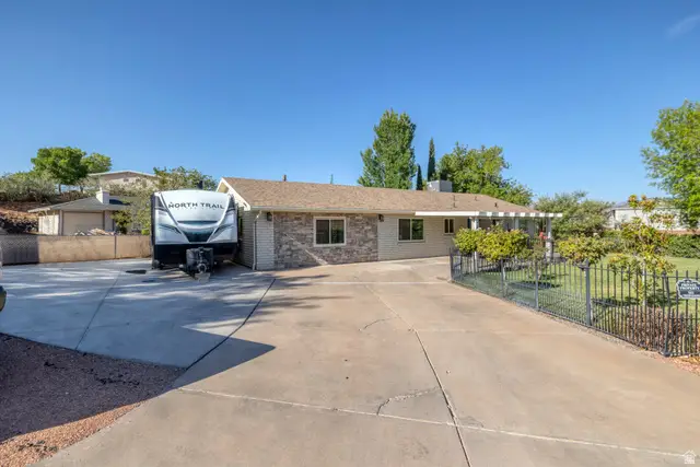 749 N Valley View Dr W, Saint George, UT 84770 - #2