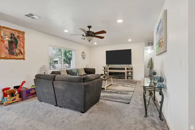 749 N Valley View Dr W, Saint George, UT 84770 - #3