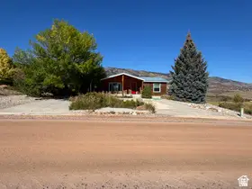 1461 N Broadhollow Rd #36/37, Garden City, UT 84028