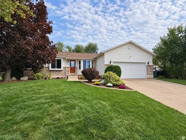 162 W 1980 S, Clearfield, UT 84015 - #1