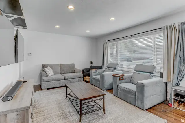 169 Crestwood Rd, Kaysville, UT 84037 - #2