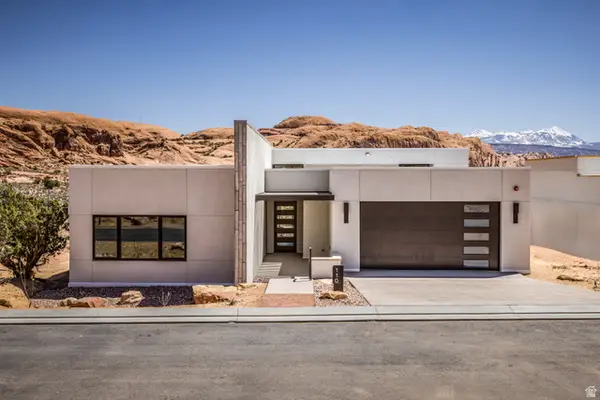 212 Lionsback Loop #36, Moab, UT 84532