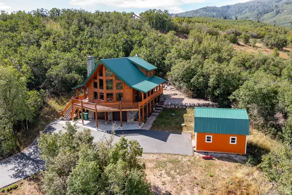 4033 E Nordic Valley Dr, Liberty, UT 84310