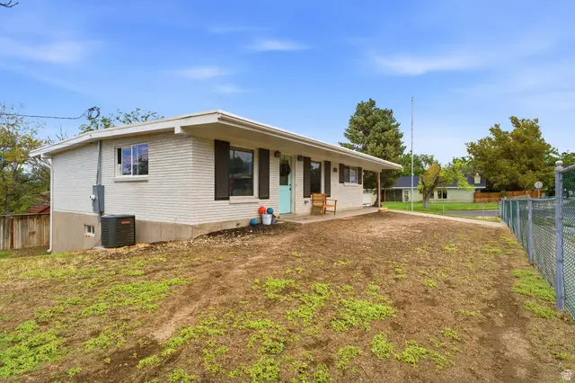 10384 S Amaryllis Dr, White City, UT 84094 - #2