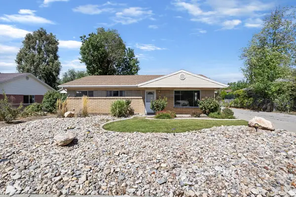2173 E 6675 S, Cottonwood Heights, UT 84121
