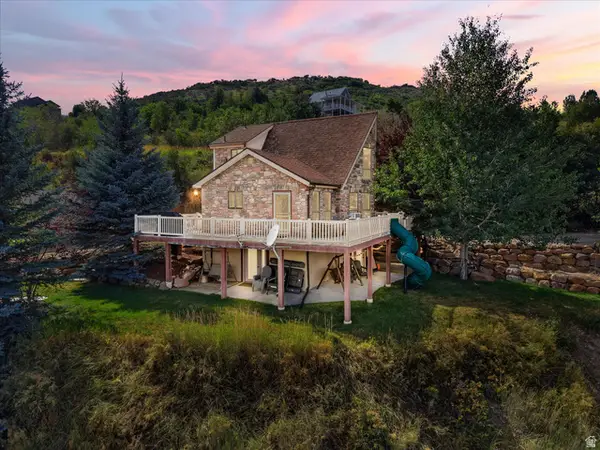1535 S Mahogany Dr #20, Garden City, UT 84028