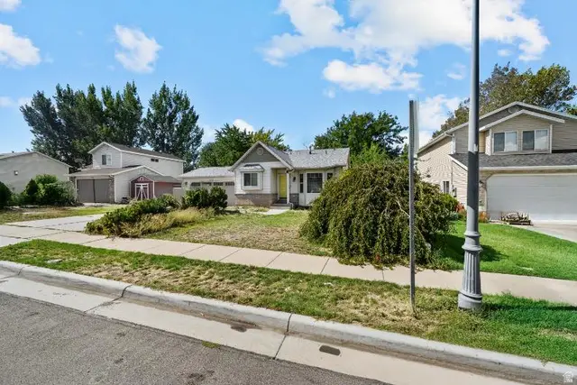 2391 W 2120 N, Clinton, UT 84015 - #1