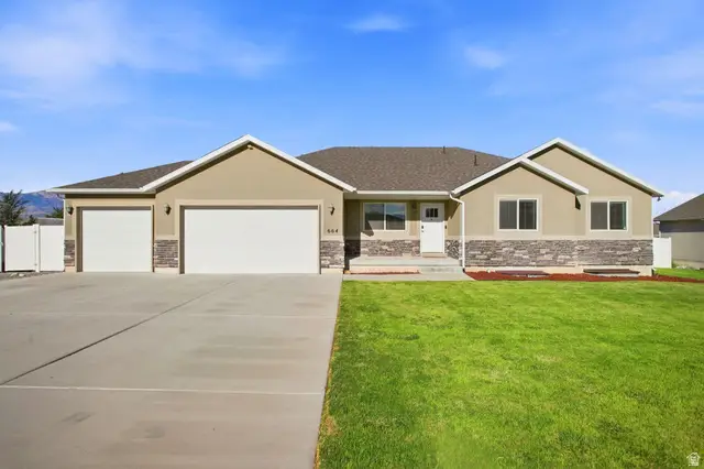 664 S Saddle Rd, Grantsville, UT 84029 - #3