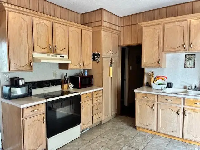 96 N Main, Millville, UT 84326 - #2