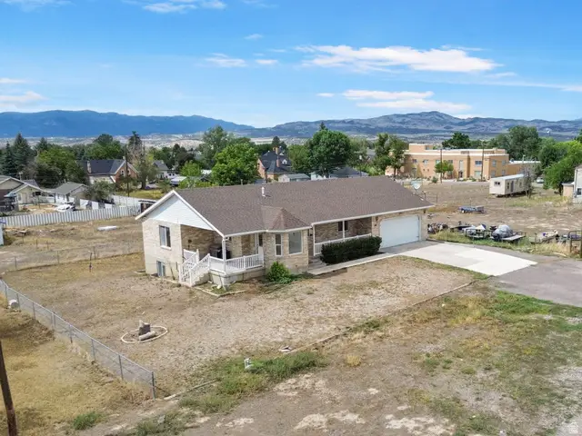380 S 100 E, Mount Pleasant, UT 84647 - #2