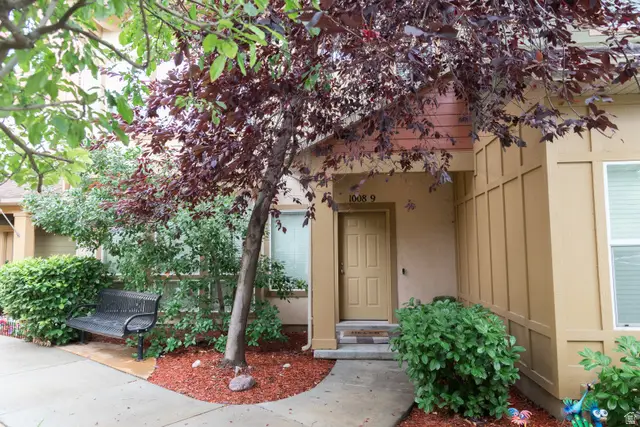 1008 N Shepard Creek Pkwy #9, Farmington, UT 84025 - #2