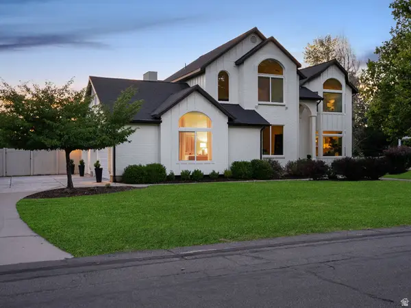 50 S Wanderwood Way E, Sandy, UT 84092
