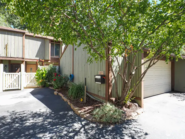 5477 S Willow Ln, Murray, UT 84107 - #1