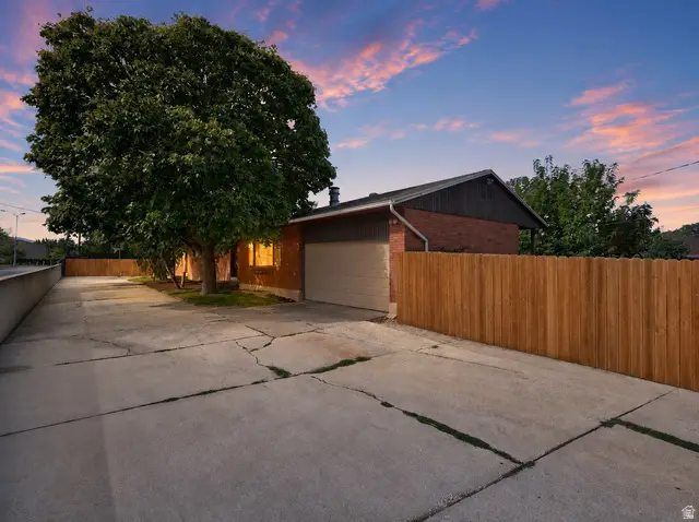 2358 E Gregson Ave, Salt Lake City, UT 84109 - #3
