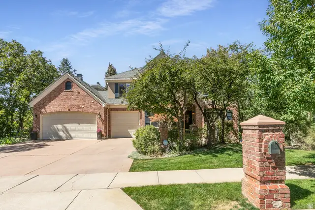 1095 E Mariwood Cir S, North Salt Lake, UT 84054 - #1