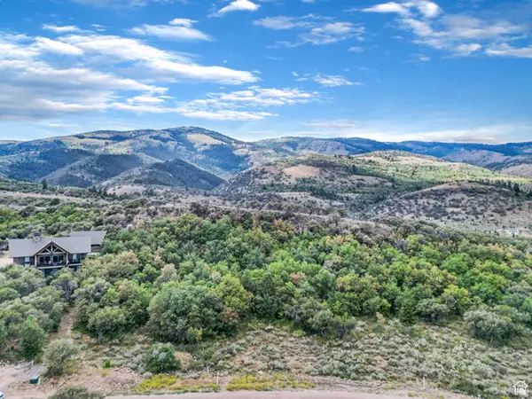 977 Cisco Run #E 31, Garden City, UT 84028