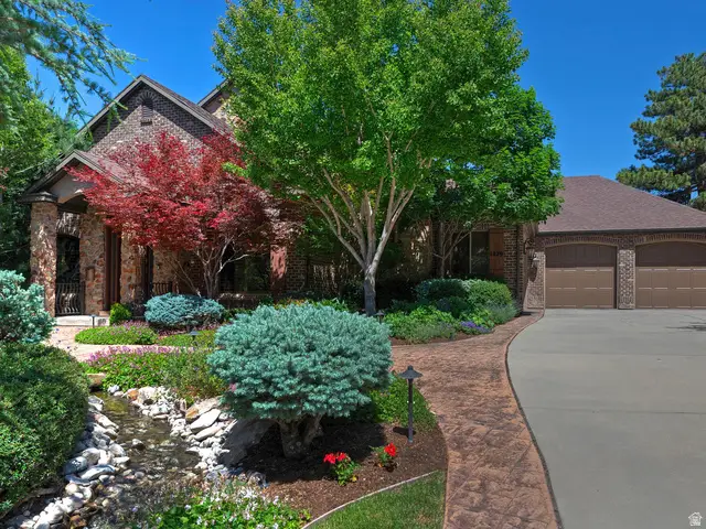 1879 E Longview Dr S, Holladay, UT 84124 - #3