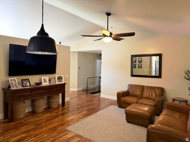 9428 S Sid Cir, South Jordan, UT 84009 - #3