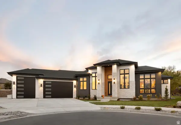 2996 E Bonnie Lynn Ln, Sandy, UT 84092