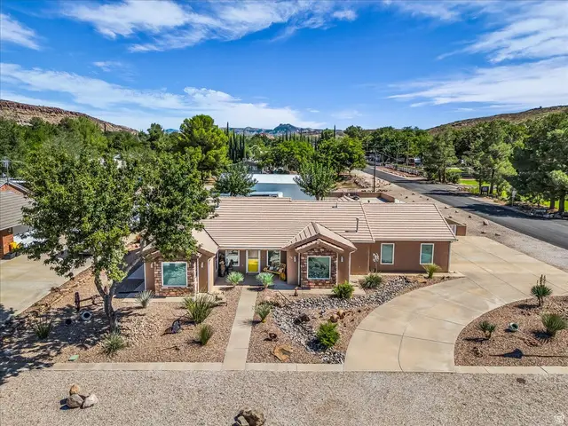 95 E Mulberry Ln, Leeds, UT 84746 - #2