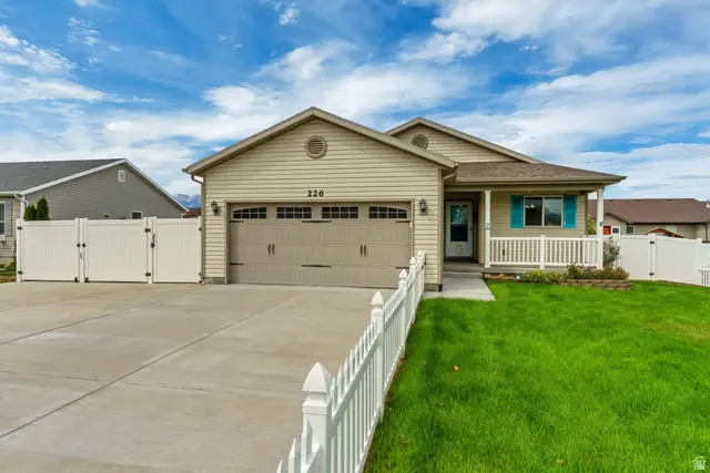 226 S East Ranch Rd, Grantsville, UT 84029 - #1