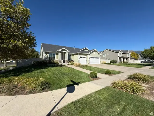 2054 W Loveland Ct S, Farmington, UT 84025 - #2