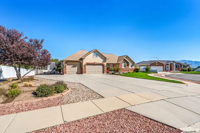 4838 W Cherry Laurel Ln S, West Jordan, UT 84081 - #3