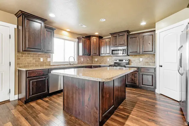 2997 N 3400 W, Plain City, UT 84404 - #2